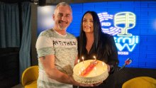 Nekadašnja pjevačica kultne grupe iznenadila Giuliana rođendanskom tortom