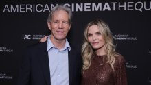 Zbog nove serije Michelle Pfeiffer prekršila pravilo koje je desetljećima čuvalo njezin brak
