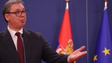 Vučić započeo verbalni sukob sa susjedima: 'Pljunuo bih sebi u lice'