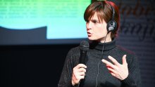 Predstavljen roman Himmlerove jaslice: Propitivanje pristanka na zlo
