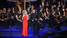 HRT koncertom obilježio 100 godina postojanja, Barbara Kolar i Duško Ćurlić vodili program