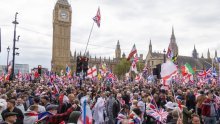 Prosvjedi i finale FA kupa u Londonu: Desničari s jedne, a propalestinski aktivsti s druge strane
