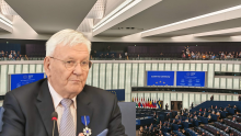 Korijeni su mu iz Drniša, tužio je Dylana zbog 'hrvatske krvi', pogurao Hrvatsku u EU