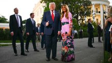 Melania Trump u komadu koji vrišti lude 70-e i hit cipelama sezone