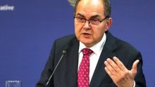 Schmidt otkrio zašto se povukao s dužnosti: 'Želim sačuvati taj konsenzus'