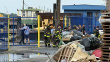 Vatrogasci krenuli spasiti zarobljene radnike, a onda je odjeknula eksplozija