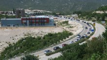 Teška nesreća kod Zagvozda: Ima mrtvih i ozlijeđenih, stradalo i dijete