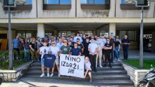 'Nino izdrži!': Maturanti prosvjedovali pred sudom zbog kolege pritvorenog nakon Norijade