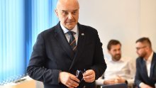 Ružić podijelio ugovore: Preko 22 milijuna za uključivanje 50 tisuća umirovljenika