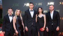 Nogometne zvijezde, treneri i slavni uzvanici: Pogledajte tko je sve stigao na svečanu dodjelu nagrada SHNL-a
