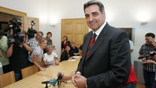 Kormilar je blokirao otvaranje afera