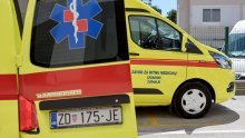 Autobus s učenicima sletio kod Obrovca: Dvije djevojčice teško ozlijeđene, jedna na operaciji