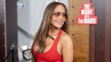 Jennifer Lopez pokazala figuru u bikiniju, no opis objave izazvao kritike