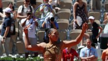 Naomi Osaka izazvala raspravu na Roland Garrosu: Blještava izdanja zasmetala suparnici