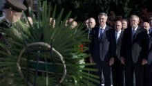 'Ne znam nijednu drugu zemlju u kojoj najviši dužnosnici ili oporba ne poštuju dan vlastite države'
