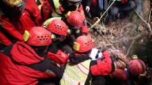 Dramatična akcija spašavanja: Speleologu kamen priklještio nogu na dubini od 120 metara