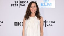 Aubrey Plaza oduševila na crvenom tepihu: Pokazala trudnički trbuh u predivnoj kombinaciji