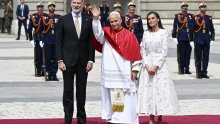 Kraljica Letizia iskoristila rijedak vatikanski privilegij: Zablistala u bijeloj čipki na susretu s Papom