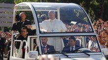 Papa Lav u Madridu: Više od milijun ljudi na ulicama, poslao snažnu poruku o migrantima