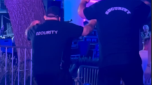 VIDEO Nesvakidašnji prizor iz Makarske: Rasplesani zaštitari postali pravi hit