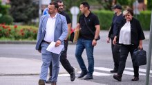 Oglasio se Šimunić nakon upada USKOK-a: 'Došli su u 6 ujutro. Ovo su opasna vremena'