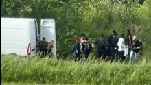 VIDEO Širi se snimka iskrcavanja ilegalnih migranata u Zagrebu, oglasila se policija