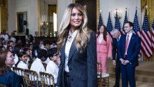 Melania Trump duhovito reagirala na neugodan prekid tijekom govora: 'Sada možete pljeskati'