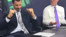 Zlatan usred prijenosa pustio hit s Balkana: Reakcije poznatih nogometaša postale viralne