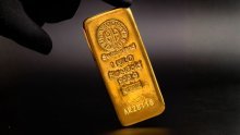 Nakon korekcije cijene zlata veće od 20%, investicijske banke objavljuju prognoze i do $6000 po unci do kraja godine