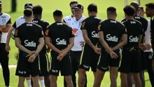 Carlo Ancelotti poludio na treningu Brazila! Postrojio igrače pa im održao brutalnu lekciju