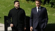 Uhvaćeni 'vrućim mikrofonom': Macron i Zelenski dogovarali kako izaći na kraj s Trumpom