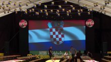 Hrvatska zastava u centru Sarajeva: 'Sretno, komšije! Naši smo...'
