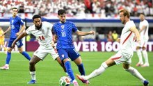 Hrvatska na startu SP-a izgubila 4:2 od Engleza, sjajni Livaković nas je spasio težeg poraza