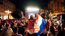 Unatoč porazu od Engleske, jedna stvar oduševila je tisuće navijača: 'Dolazimo opet!'
