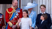 Dvostruko slavlje u obitelji: Objavljena dosad neviđena fotografija Williama i princeze Charlotte