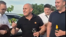 VIDEO Dabro opet zapjevao: 'Na molbu pratitelja...'