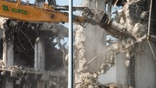 FOTO Ovako danas izgleda rušenje Vjesnika: Mehanizacija ga 'guta' komad po komad