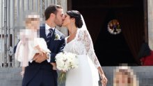 Udala se za nogometaša u raskošnoj čipki, a ovaj detalj na vjenčanici ukrao je svu pažnju