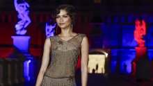 Nitko kao Zendaya: Sve je oduševila u 35 godina staroj Armanijevoj haljini