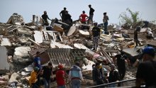 Teška situacija za spasioce u Venezueli: Mnogi su ostali bez svojih domova