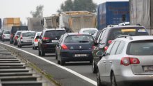 Kilometarska kolona na A4 u smjeru Zagreba: Sve usporavaju radovi