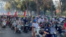 Nevjerojatne scene: Više od 25.000 Vespi stiglo u Rim na proslavu 80. rođendana legendarnog motocikla