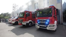 Stan u Rijeci izgorio zbog kvara na klimi, žena umrla od gušenja dimom