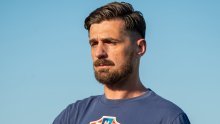 Slovenci poludjeli zbog Hrvata! Na prvi trening stigao u majici HNS-a i izazvao totalni kaos