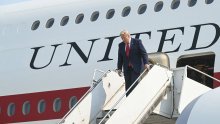 Za neke 'otvorena korupcija', za Trumpa uzbuđenje: Prvi put poletio zrakoplovom koji mu je poklonio Katar