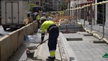 Radnici u Barceloni na temperaturama iznad 30 °C nose posebne narukvice. Evo o čemu se radi