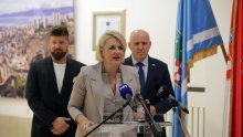 Riječka gradonačelnica o zaključanoj plaži hotela: 'Imaju pravo zagraditi, ali ne zaključati plažu'