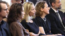 Dirljiv oproštaj od Zrinka Ogreste: Kolege i prijatelji odali počast velikanu hrvatskog filma