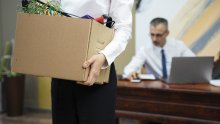 AI revolucija jede svoju djecu: Tech divovi prijavljuju rekordne prihode, a otkazi i dalje pljušte