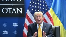 Novi gaf Trumpa: 'Islamska Republika Japan napala je američki nosač zrakoplova'